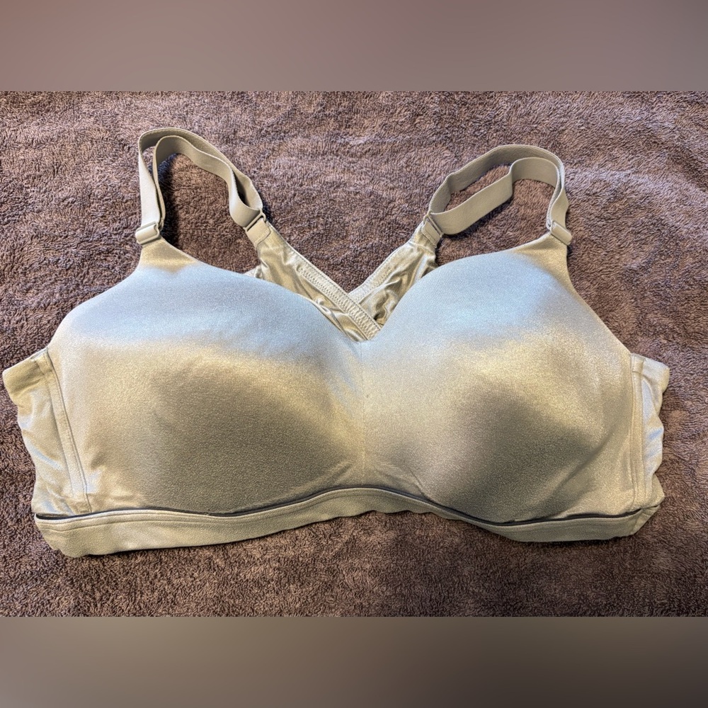 Layne Bryant Women's Seamelss Lounge Bra in Gray
